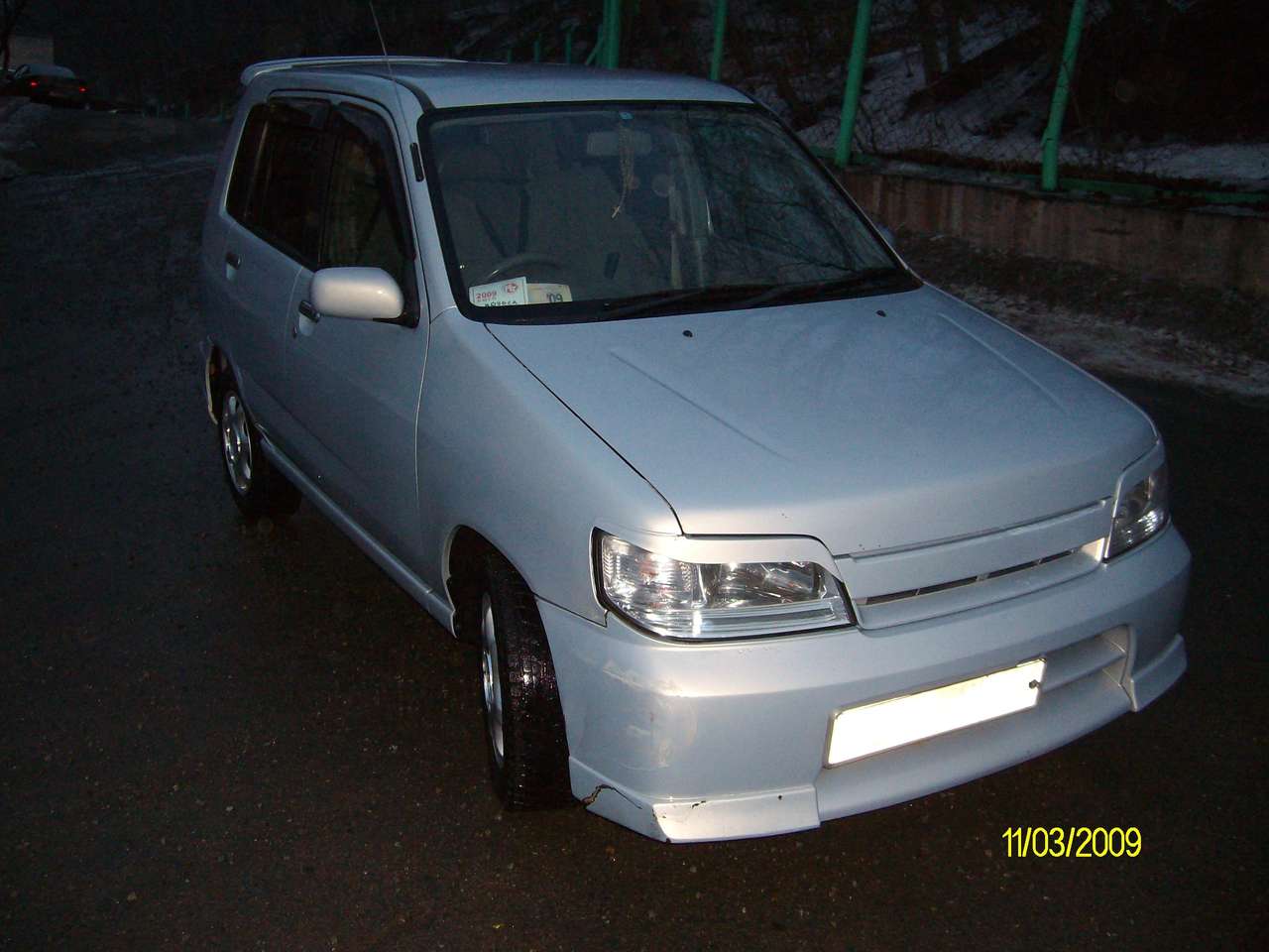 2002 Nissan Cube