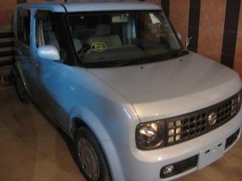 2002 Nissan Cube Pictures