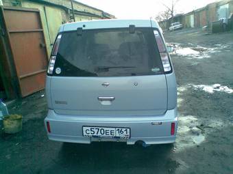 2002 Nissan Cube Photos