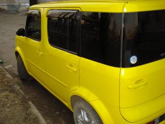 2002 Nissan Cube Photos