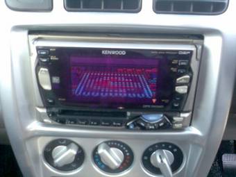 2002 Nissan Cube Pictures
