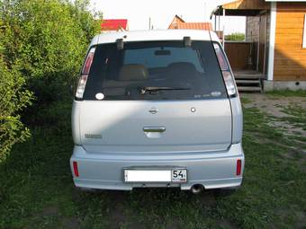 2002 Nissan Cube Pictures