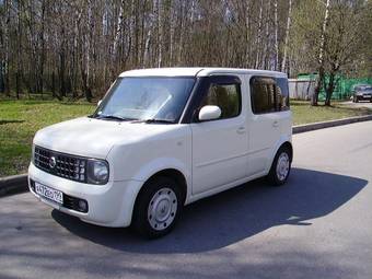 2002 Nissan Cube Pictures