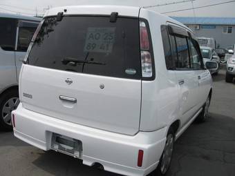 2002 Nissan Cube Pictures