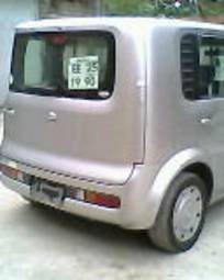 2002 Nissan Cube Pictures