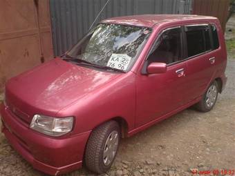 2002 Nissan Cube Pics