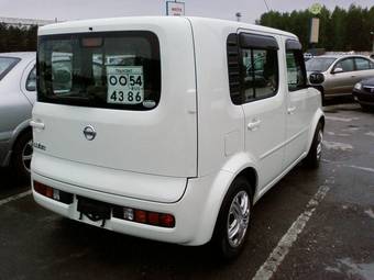 2002 Nissan Cube Wallpapers