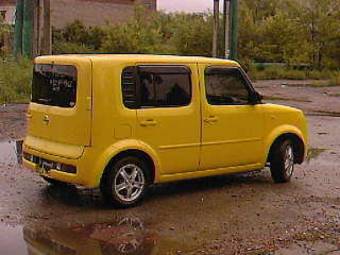 2002 Nissan Cube Pictures