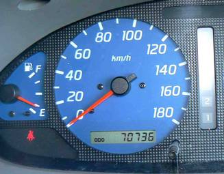 2002 Nissan Cube Photos