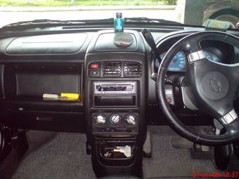 2002 Nissan Cube Images