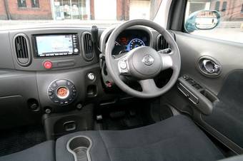2002 Nissan Cube Pictures
