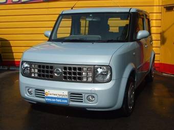 2002 Nissan Cube Photos