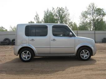 2002 Nissan Cube Pictures