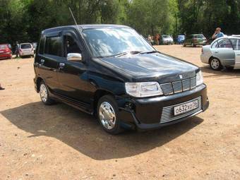 2002 Nissan Cube Images