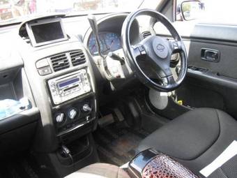 2002 Nissan Cube Pics