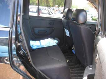 2002 Nissan Cube Pictures