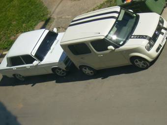 2002 Nissan Cube Photos