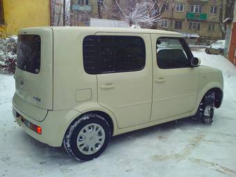 2002 Nissan Cube Photos