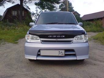 2002 Nissan Cube Pictures