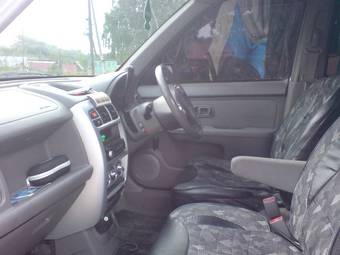 2002 Nissan Cube Images