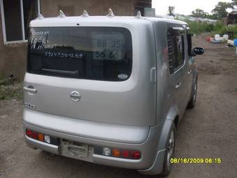 2002 Nissan Cube Photos