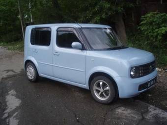 2002 Nissan Cube Pictures