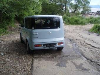 2002 Nissan Cube Photos