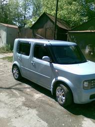 2002 Nissan Cube Photos