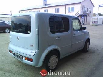 2002 Nissan Cube Photos