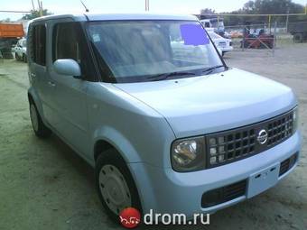 2002 Nissan Cube Pictures