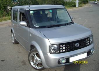 2002 Nissan Cube Pictures