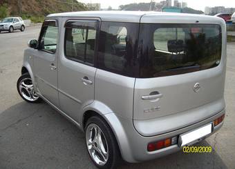2002 Nissan Cube Pictures