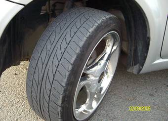 2002 Nissan Cube Photos