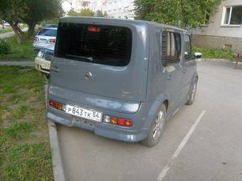 2002 Nissan Cube Photos