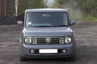 2002 Nissan Cube Photos