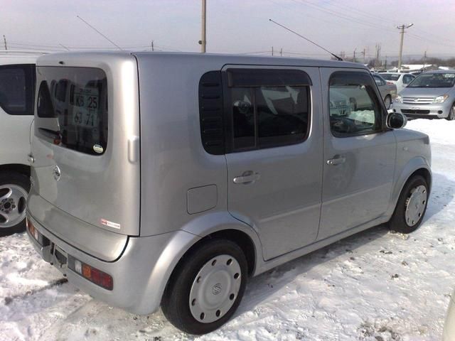 2003 Nissan Cube