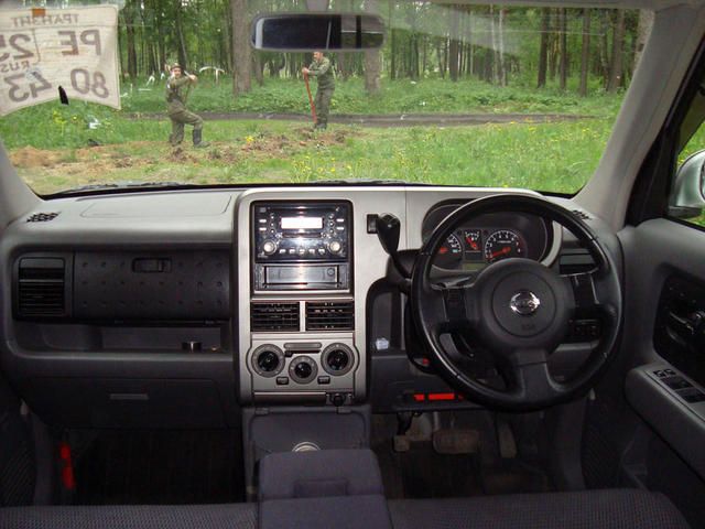2003 Nissan Cube