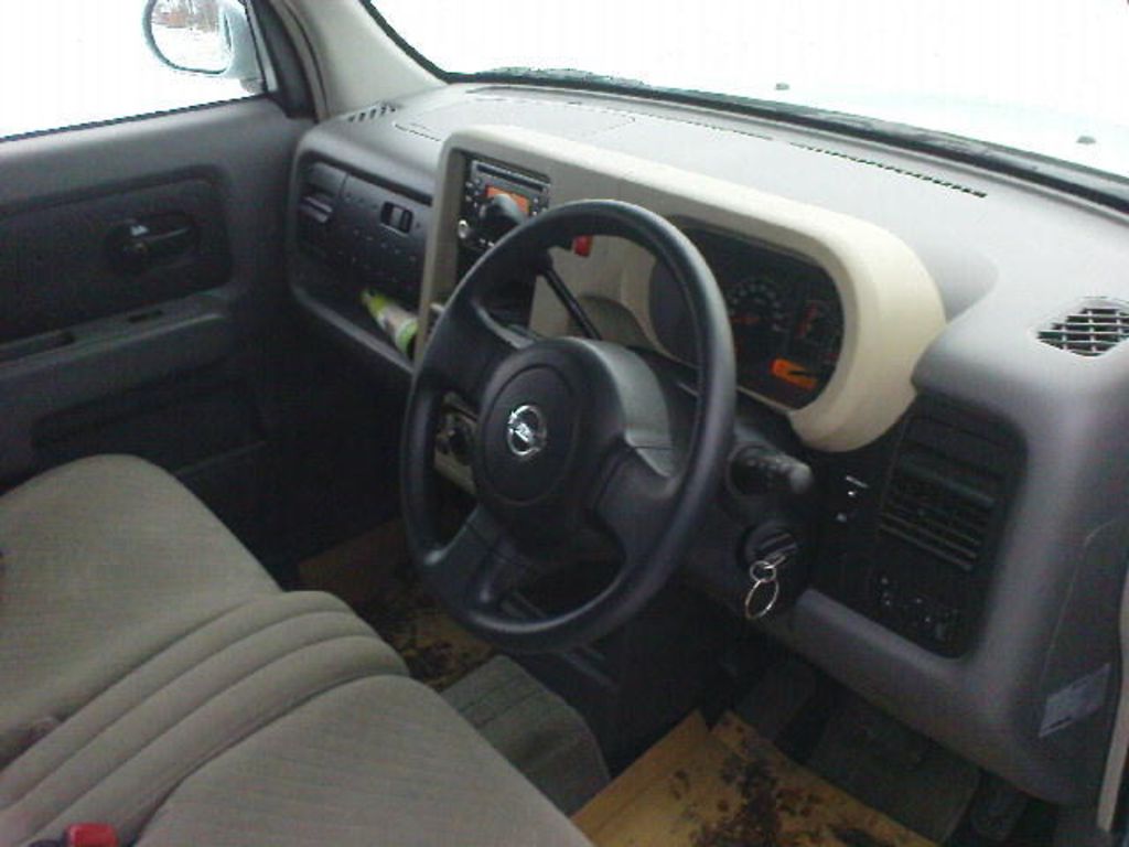 2003 Nissan Cube