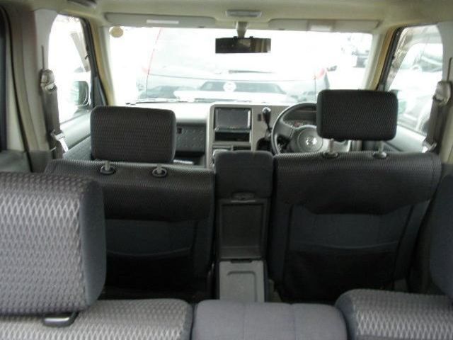 2003 Nissan Cube