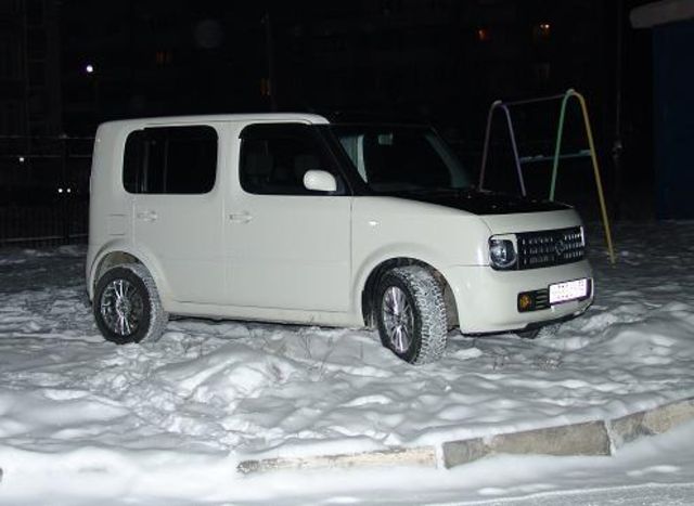 2003 Nissan Cube