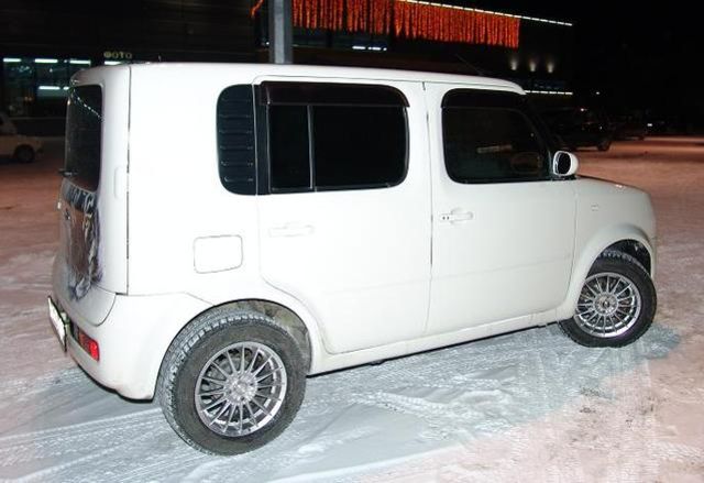 2003 Nissan Cube