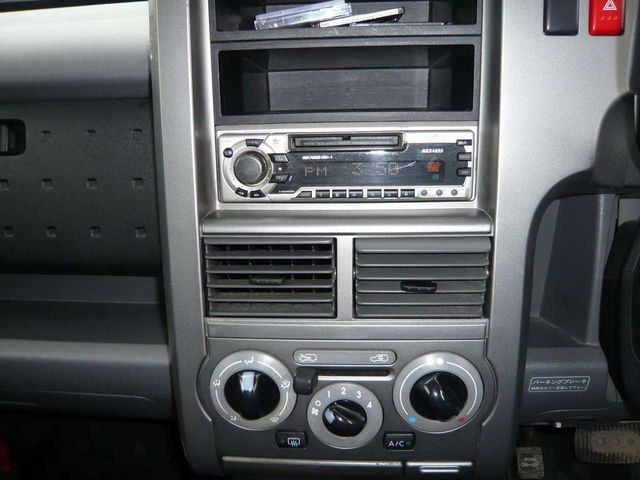 2003 Nissan Cube
