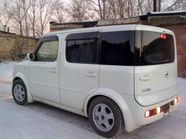 2003 Nissan Cube
