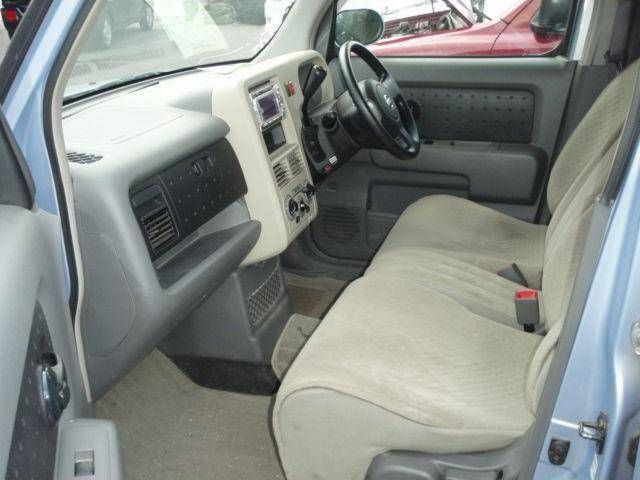 2003 Nissan Cube
