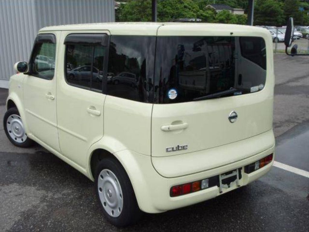 2003 Nissan Cube