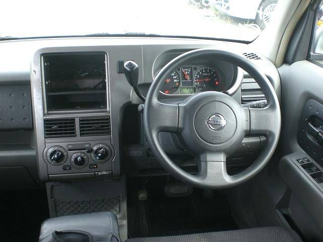 2003 Nissan Cube