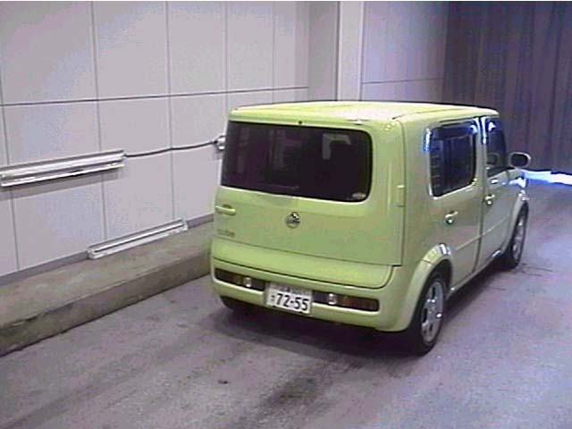2003 Nissan Cube Pictures