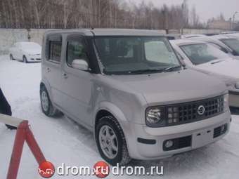 2003 Nissan Cube Pictures