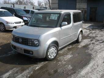 2003 Nissan Cube Wallpapers
