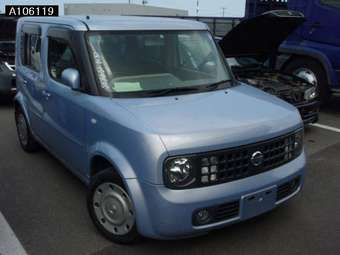 2003 Nissan Cube Photos